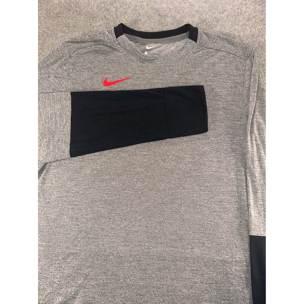 Nike Mens Long Sleeve Performance Shirt Grey Black Colorblock Red Swoosh Medium